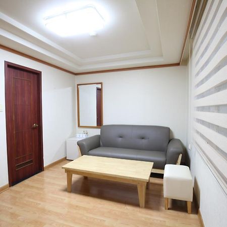 Angel Hotel Пусан Екстериор снимка