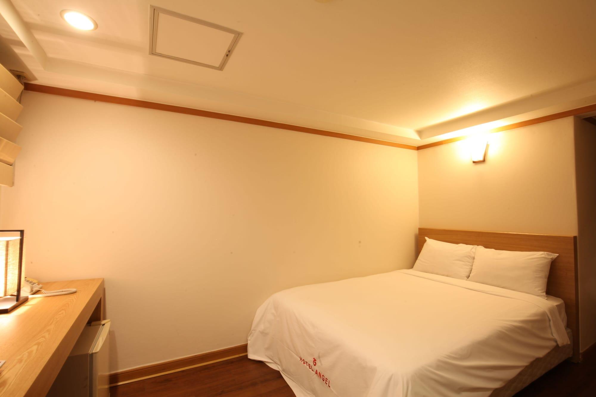 Angel Hotel Пусан Екстериор снимка