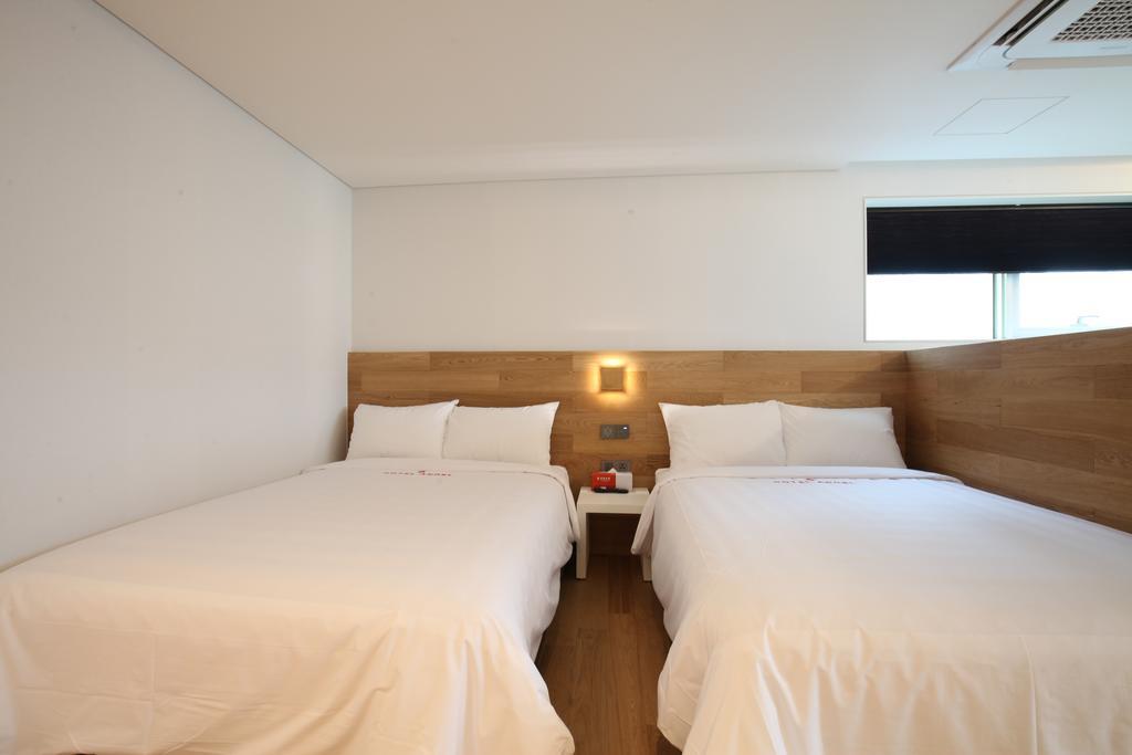 Angel Hotel Пусан Екстериор снимка