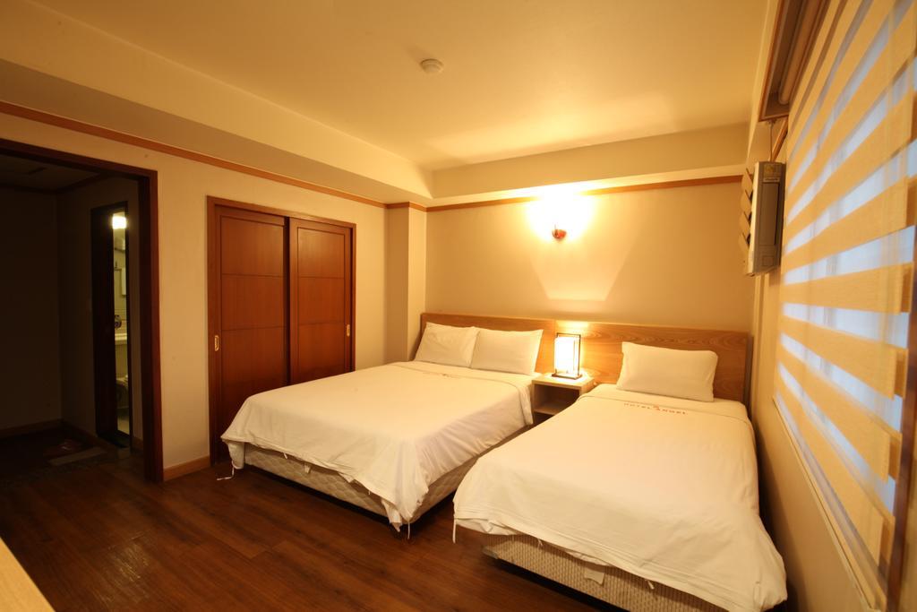 Angel Hotel Пусан Екстериор снимка